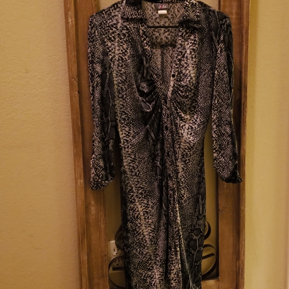 Shirt dress